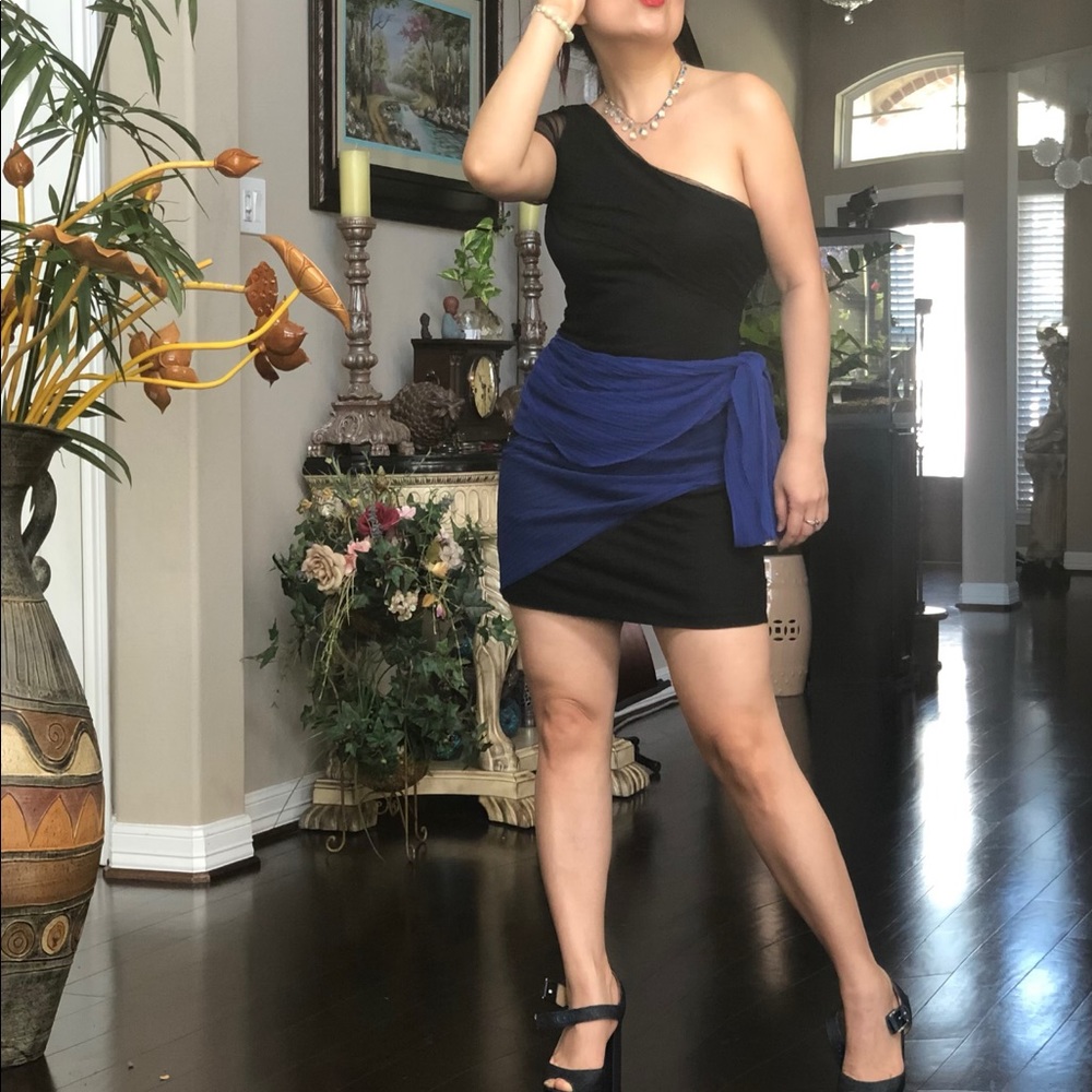 BCBGeneration one shoulder dress 👗